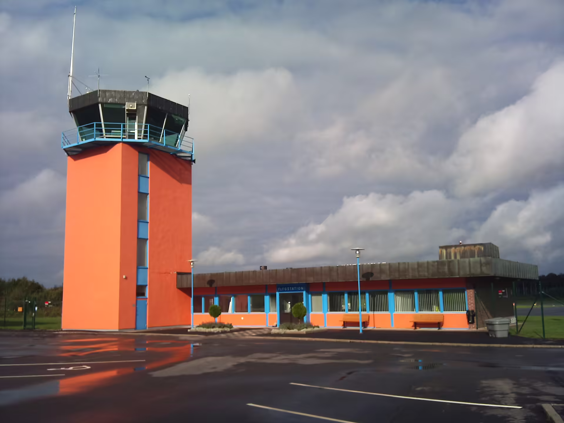 Eskilstuna Airport (EKT)