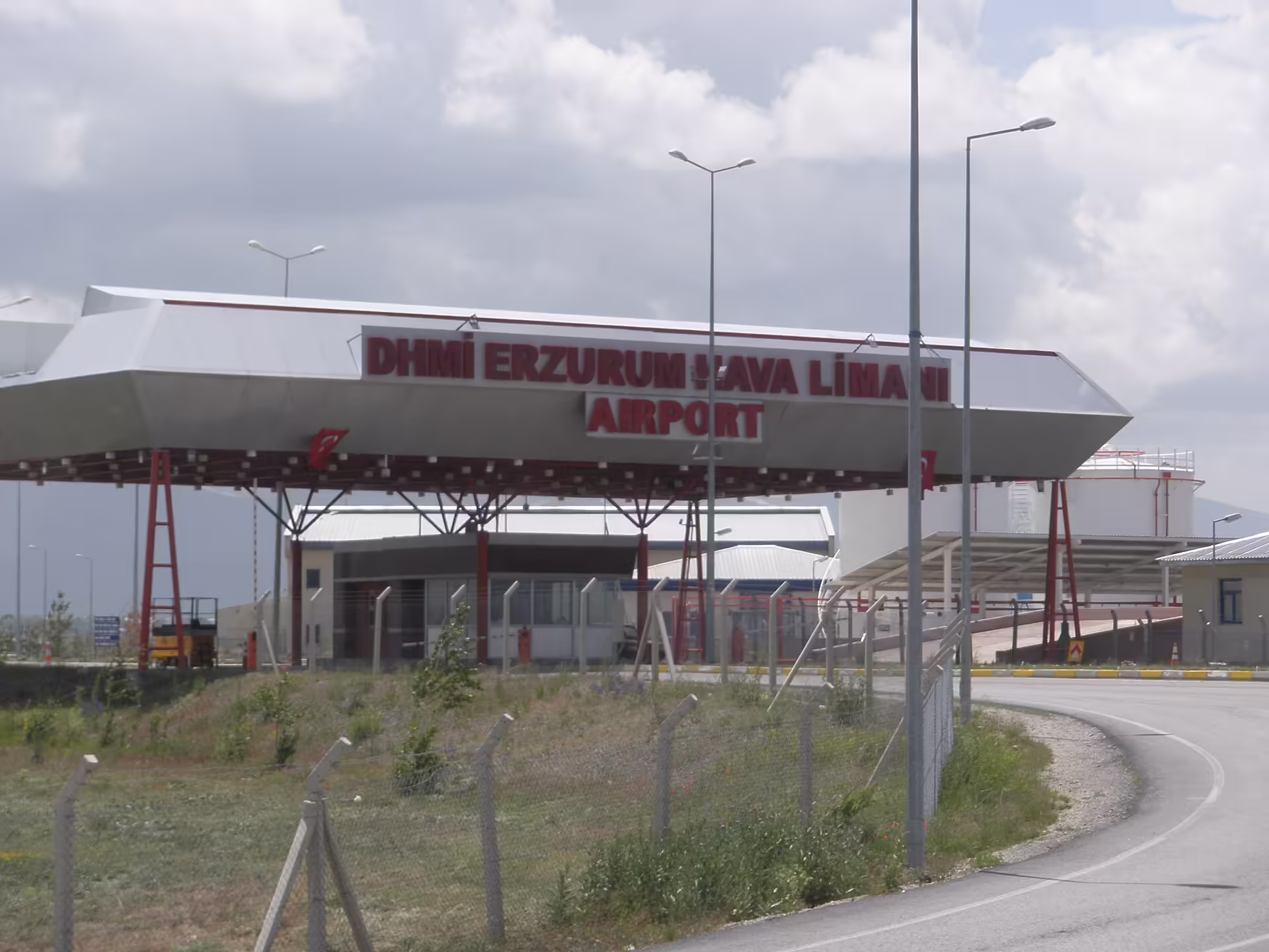 Erzurum International Airport (ERZ)