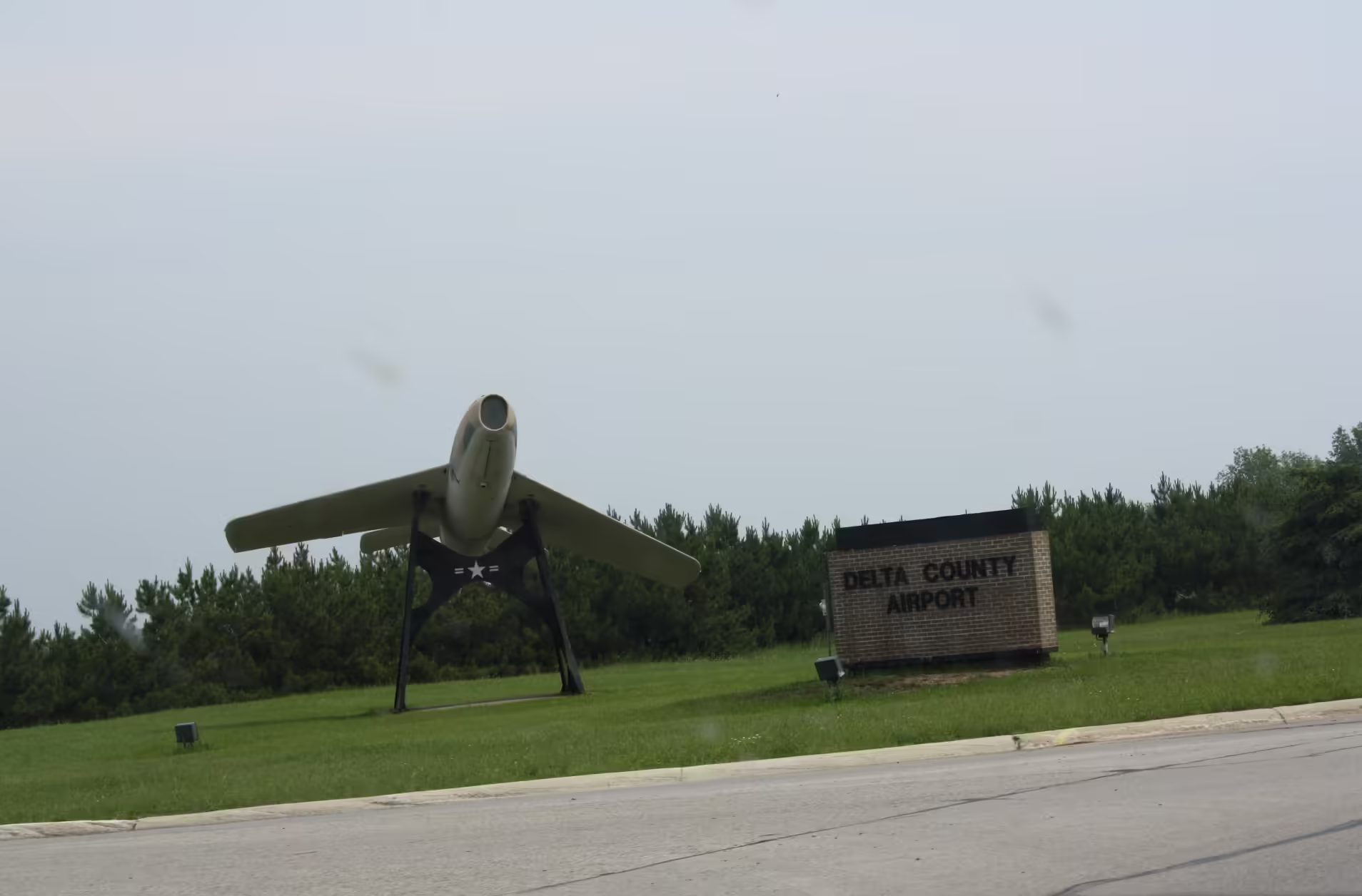 Delta County Airport (ESC)
