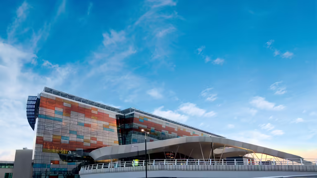 Zvartnots International Airport (EVN)