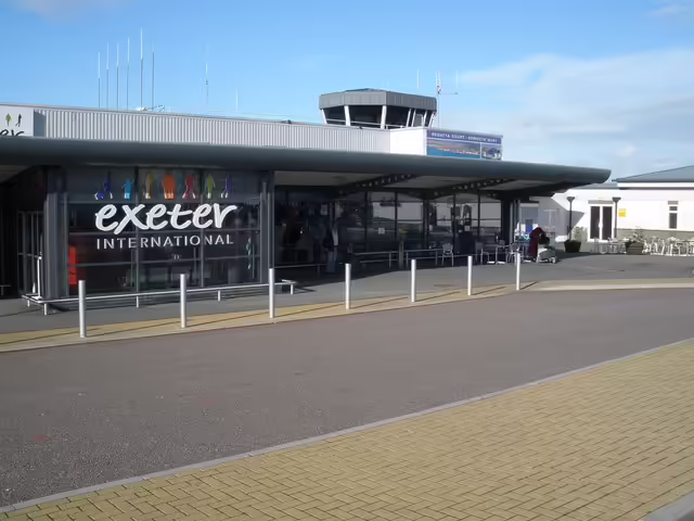 Exeter International Airport (EXT)
