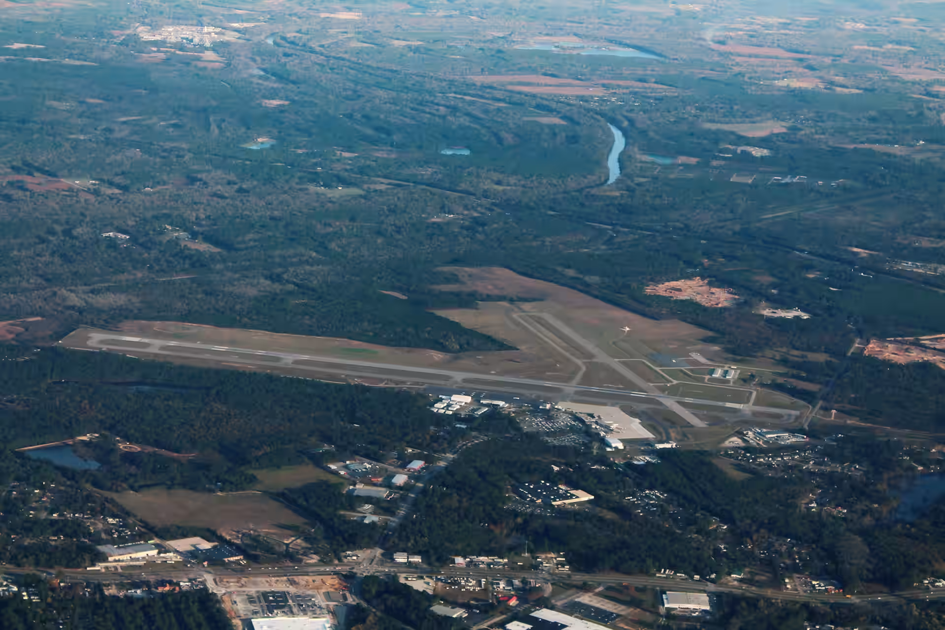 Fayetteville Regional Airport - Grannis Field (FAY)