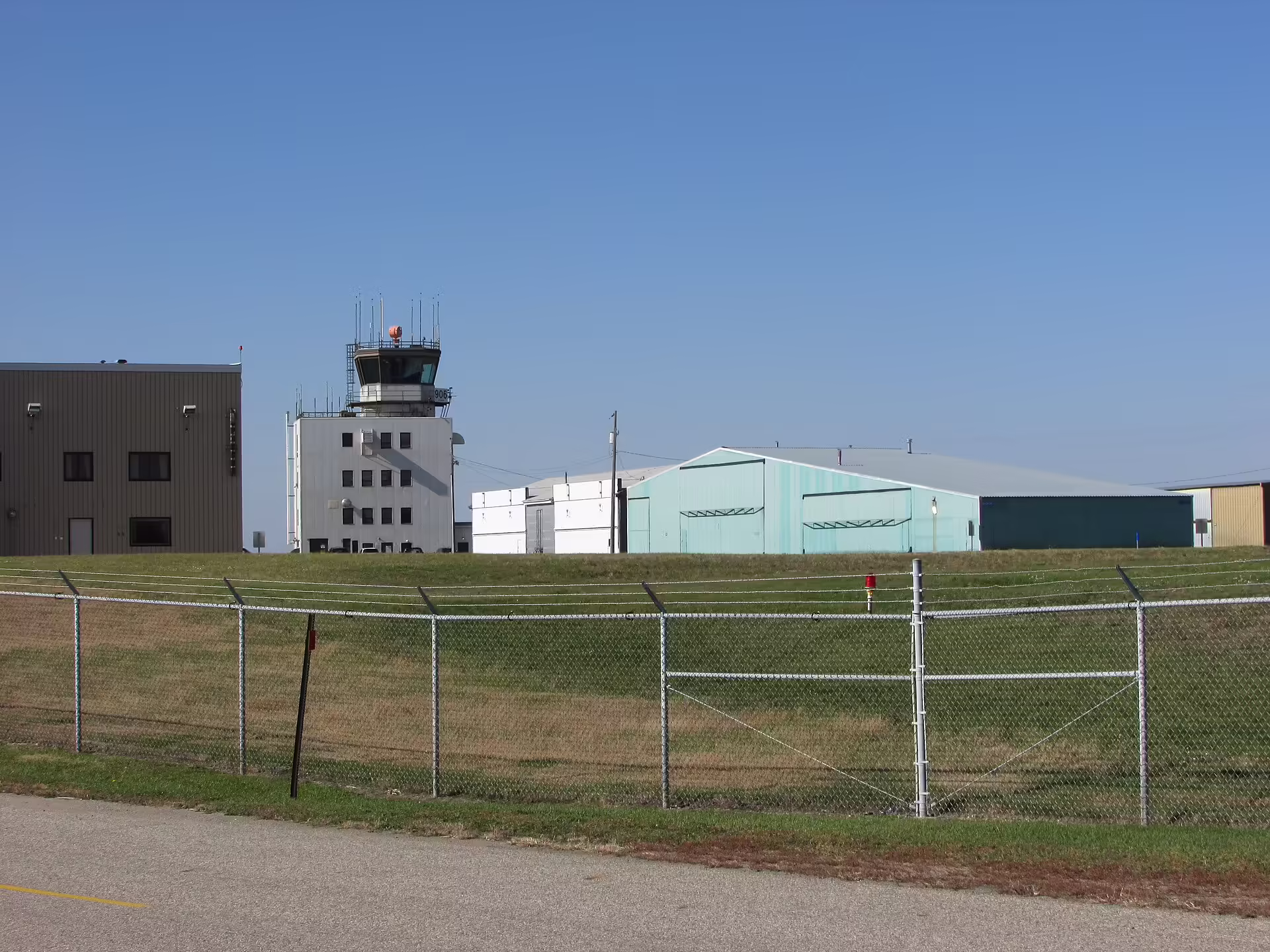 Flying Cloud Airport (FCM)