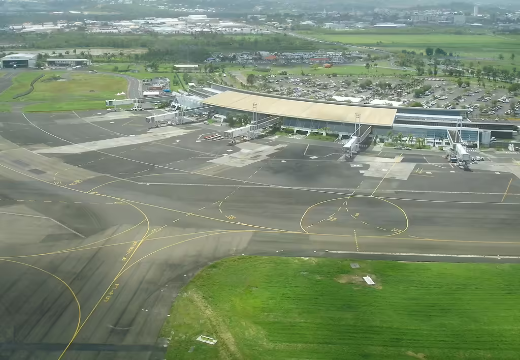 Martinique Aimé Césaire International Airport (FDF)