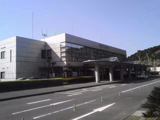 Fukue Airport (FUJ)