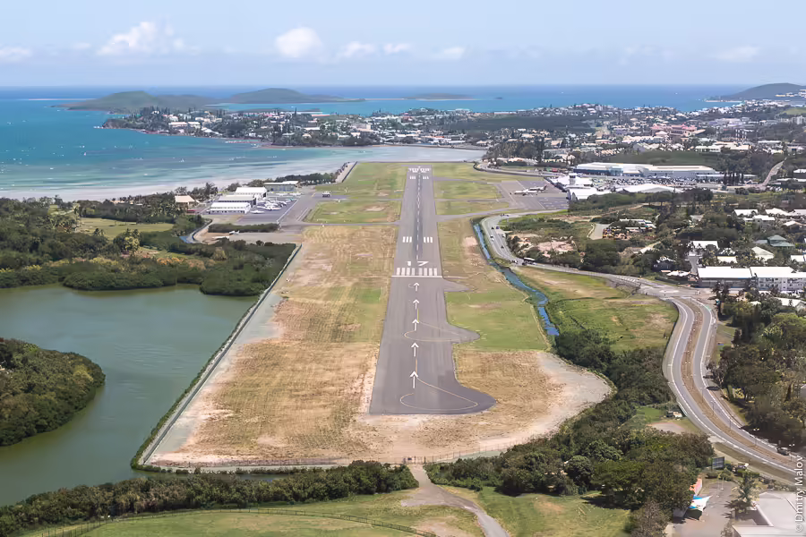 Nouméa Magenta Airport (GEA)