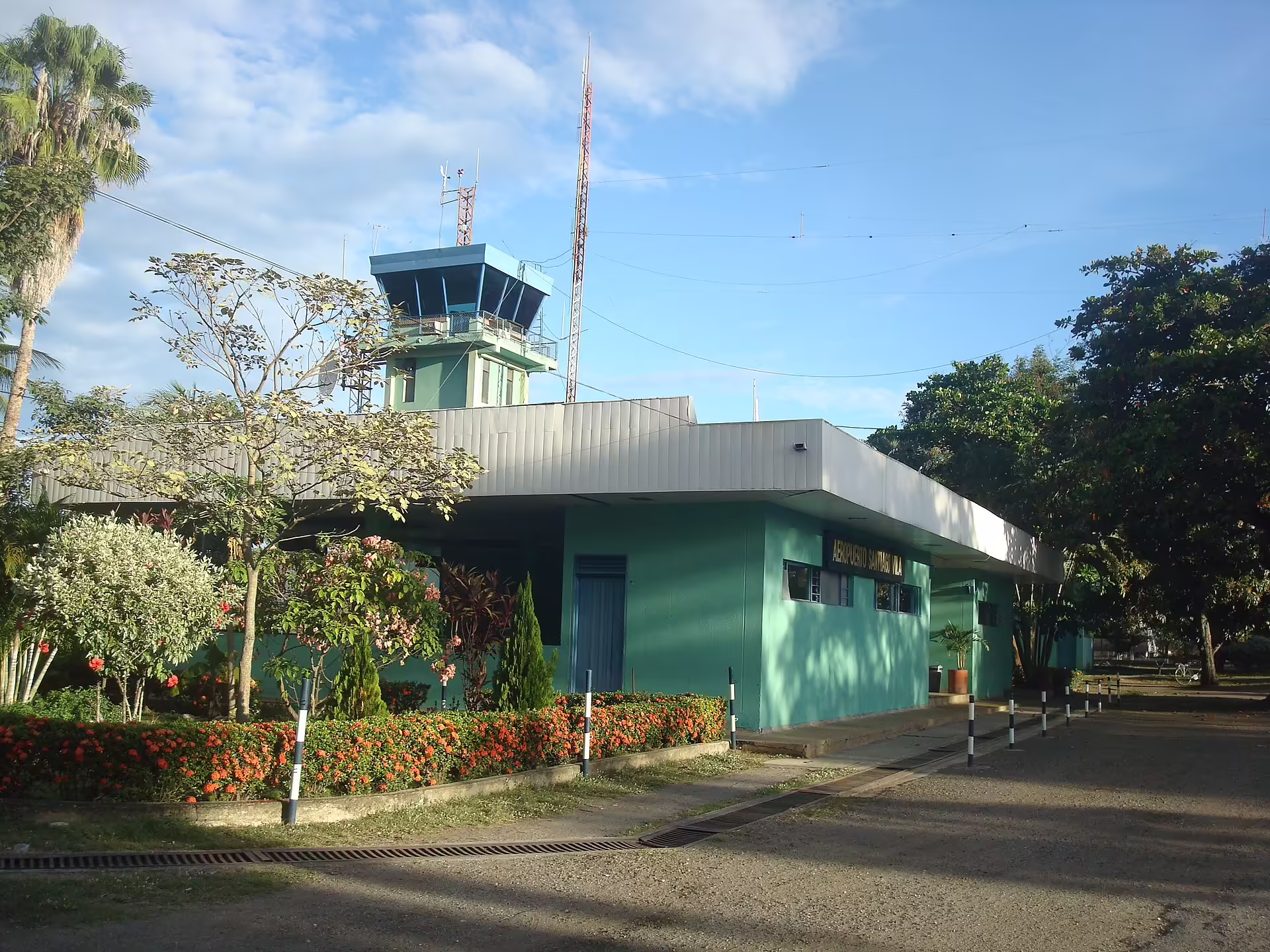 Santiago Vila Airport (GIR)