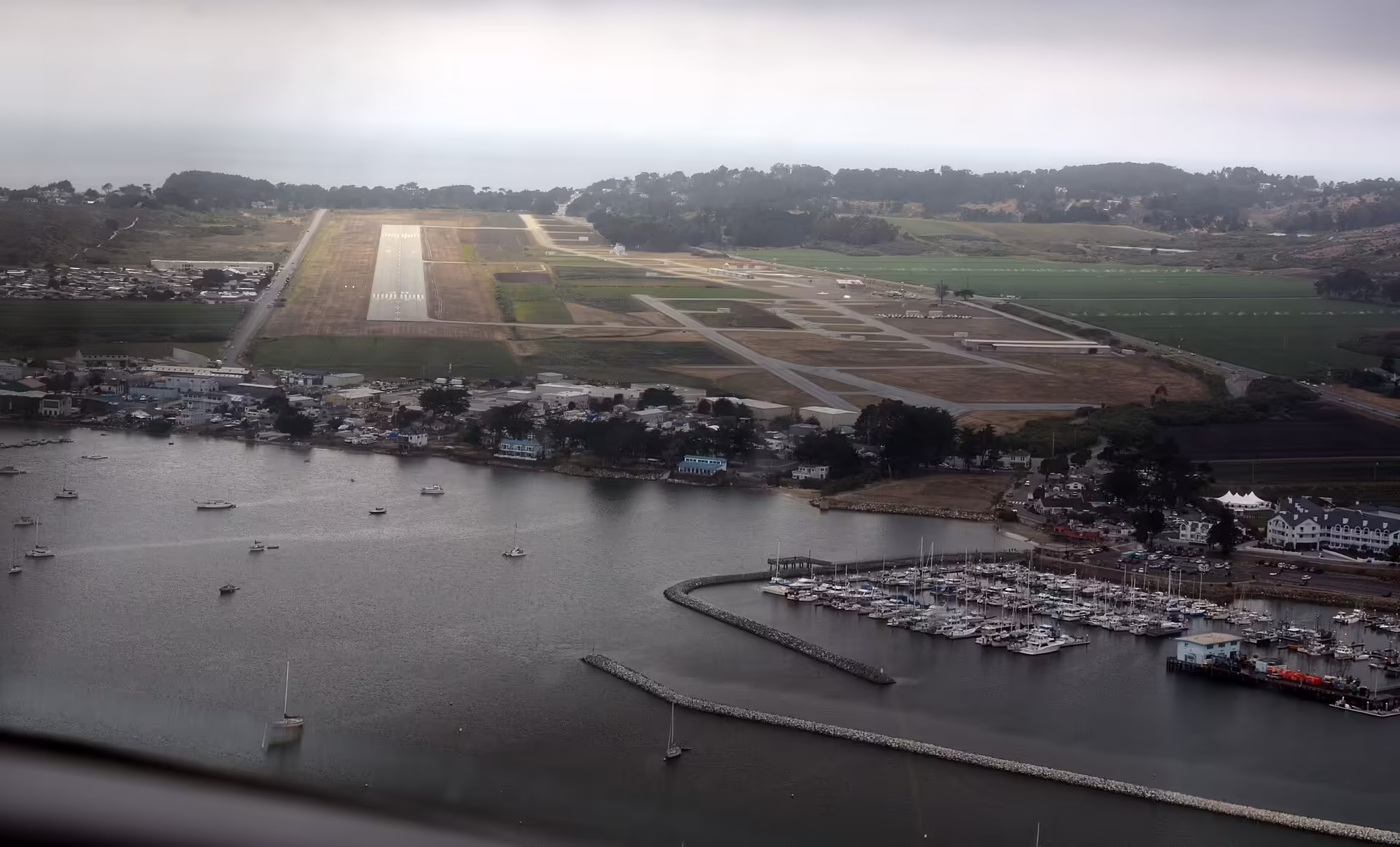 Half Moon Bay Airport (HAF)