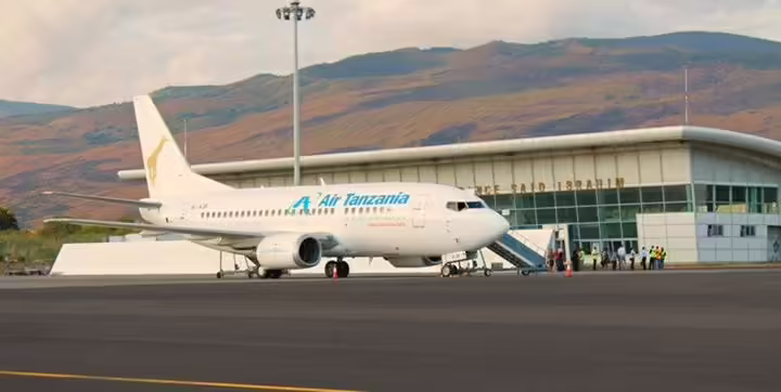 Prince Said Ibrahim International Airport (HAH)