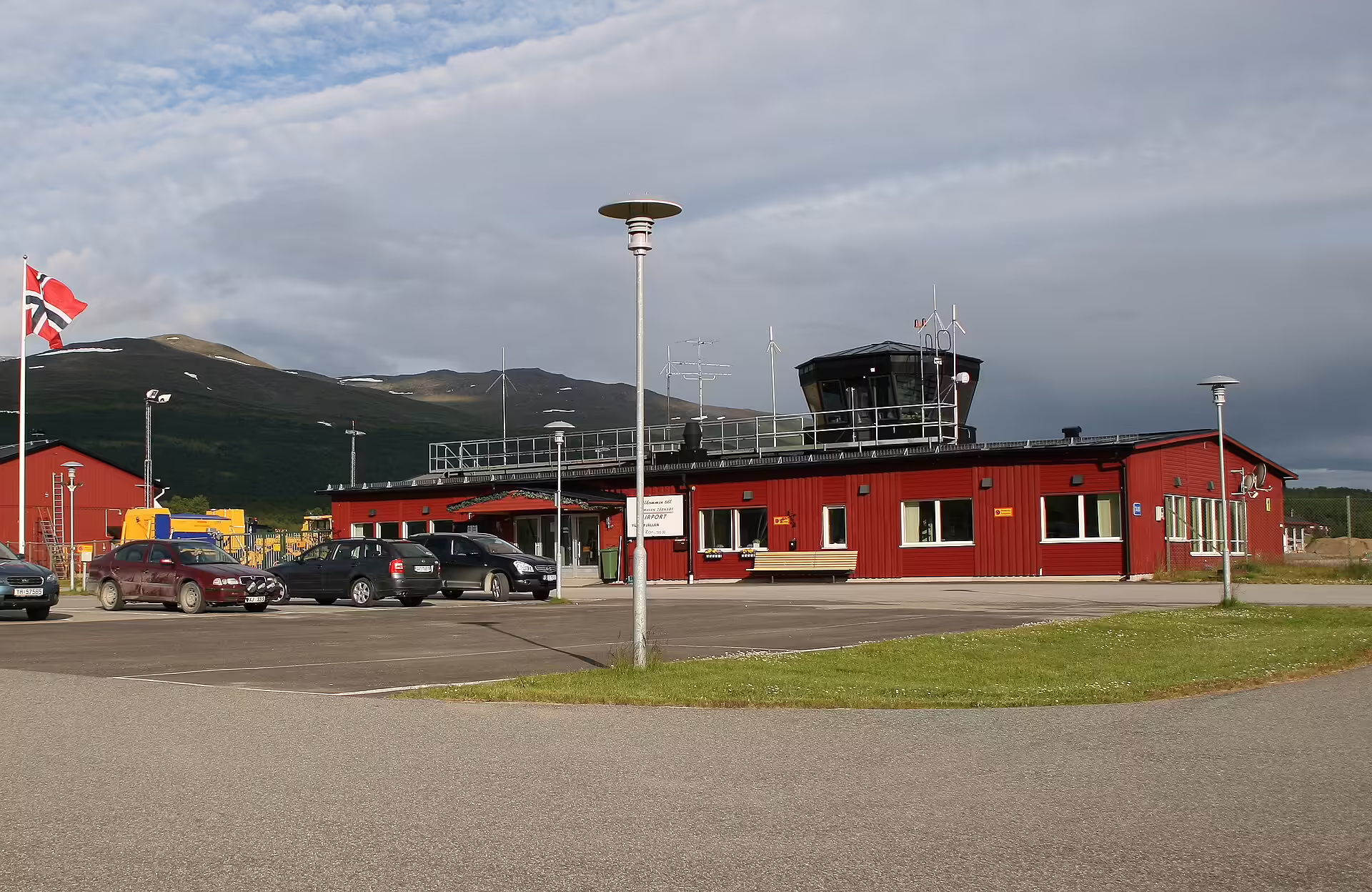 Hemavan Airport (HMV)