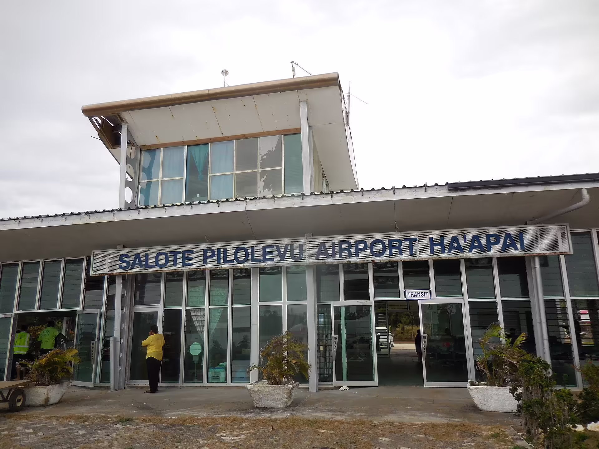 Lifuka Island Airport (HPA)