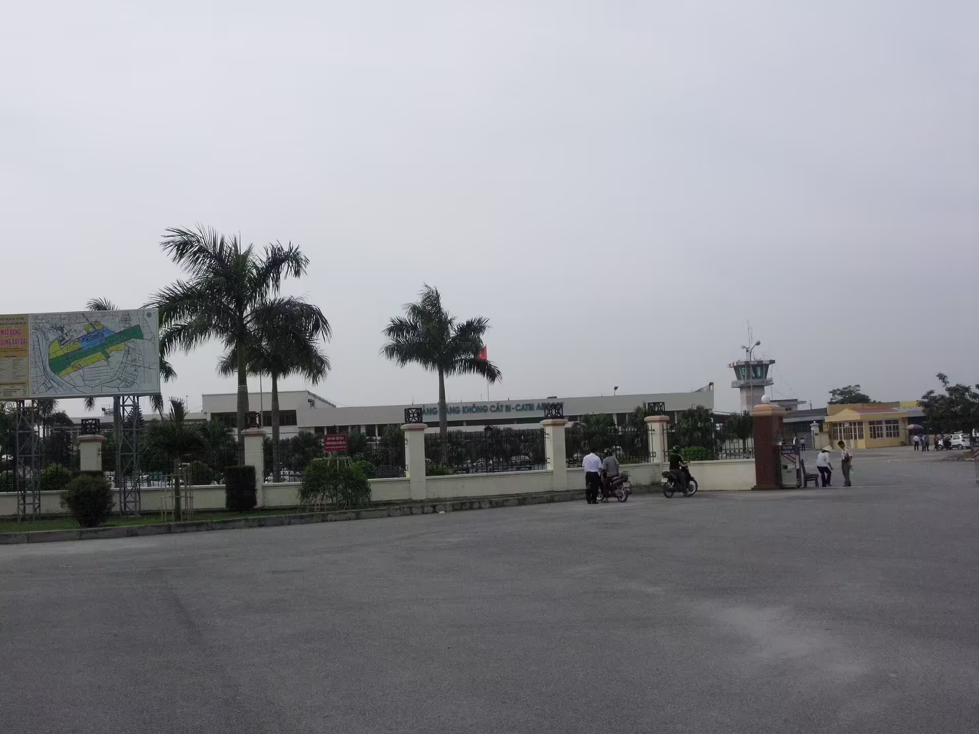 Cat Bi International Airport (HPH)