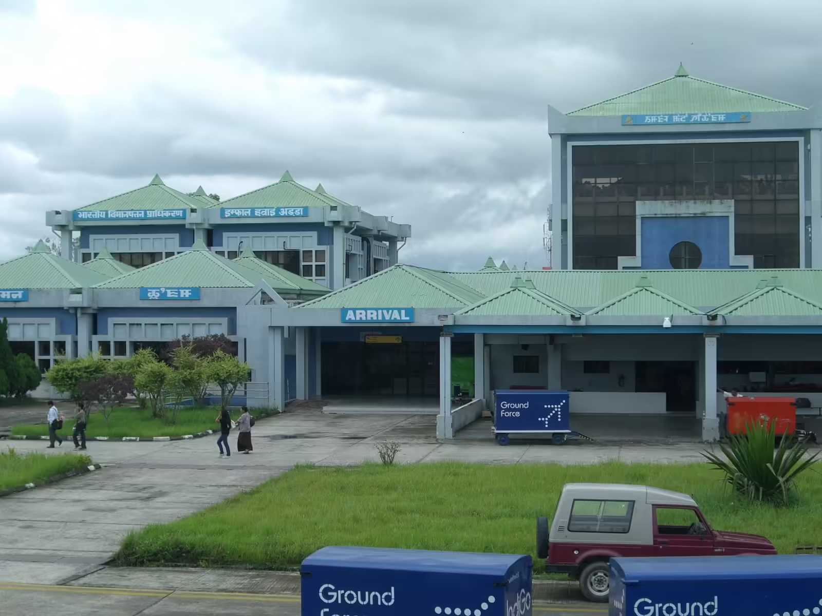 Bir Tikendrajit International Airport (IMF)