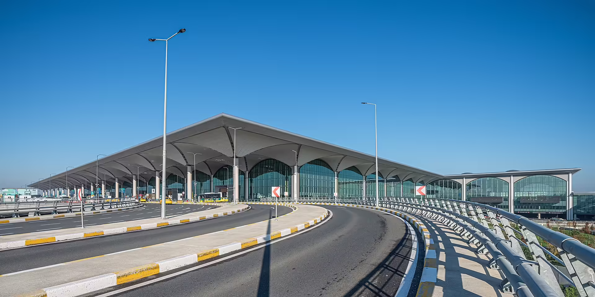 İstanbul Airport (IST)