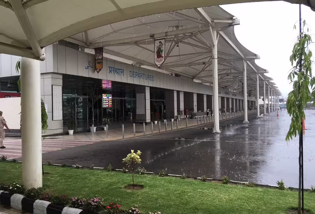 Jammu Airport (IXJ)