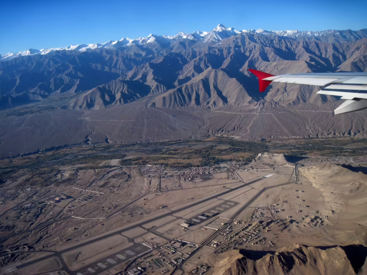 Leh Kushok Bakula Rimpochee Airport (IXL)