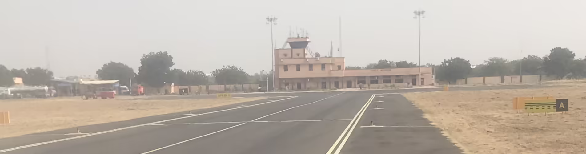 Kandla Airport (IXY)