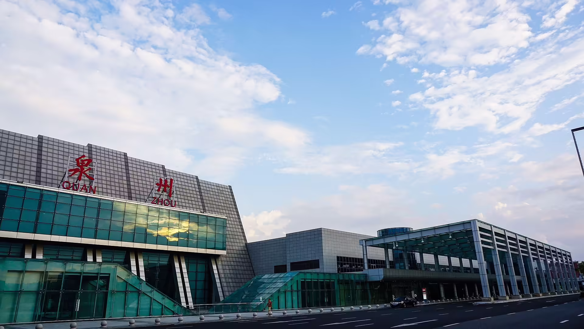 Quanzhou Jinjiang International Airport (JJN)