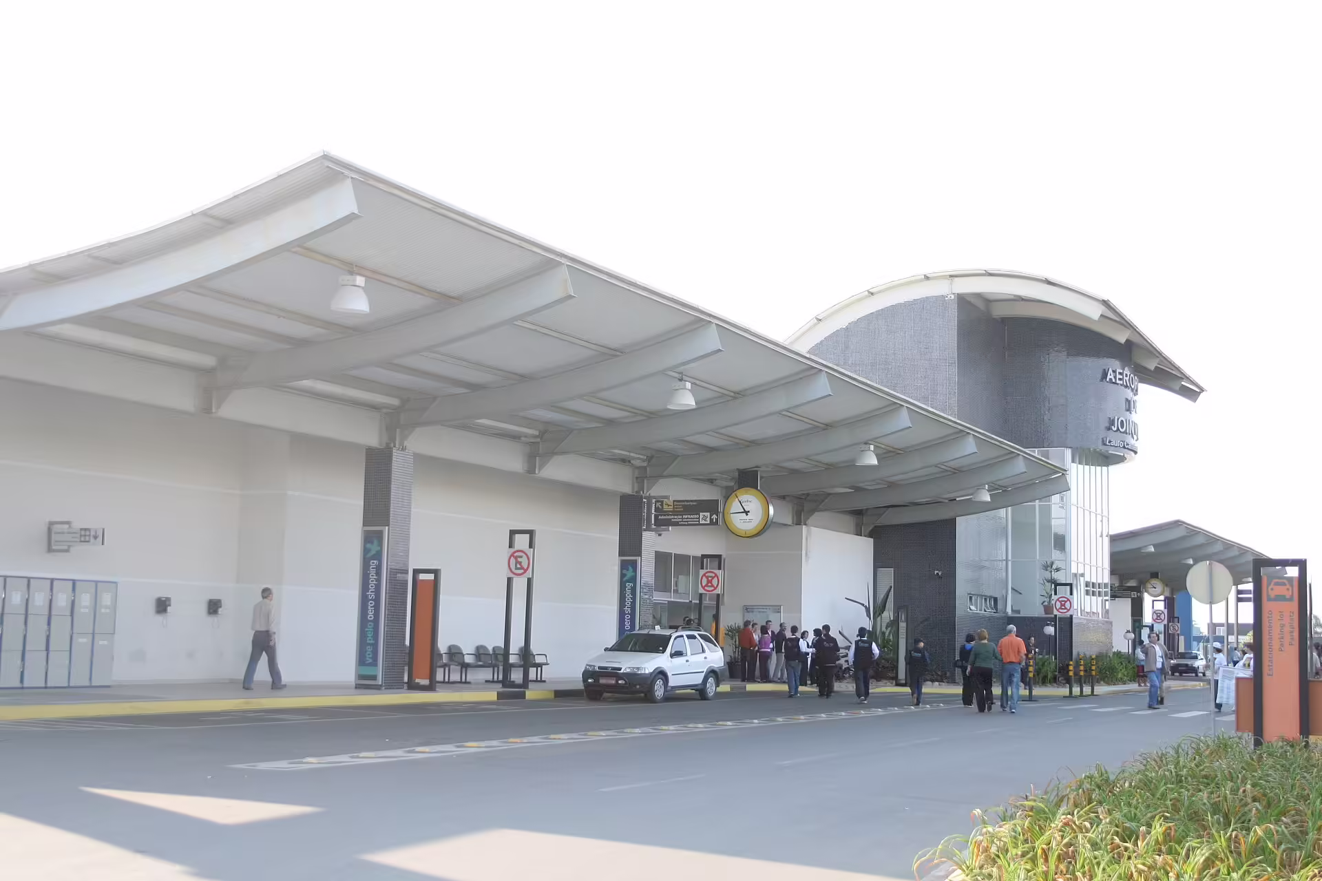 Lauro Carneiro de Loyola Airport (JOI)