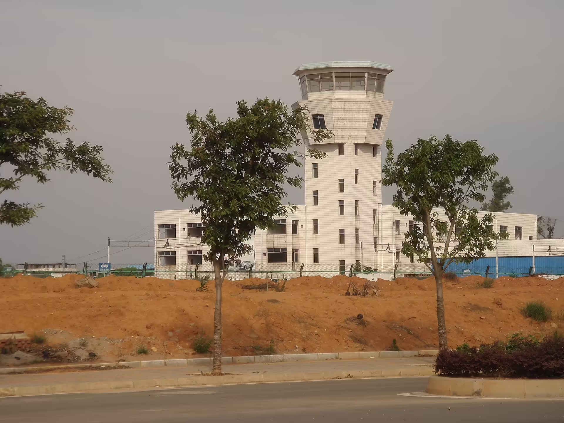 Ganzhou Huangjin Airport (KOW)