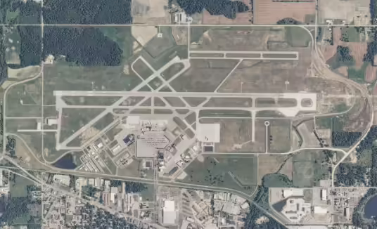 Capital Region International Airport (LAN)