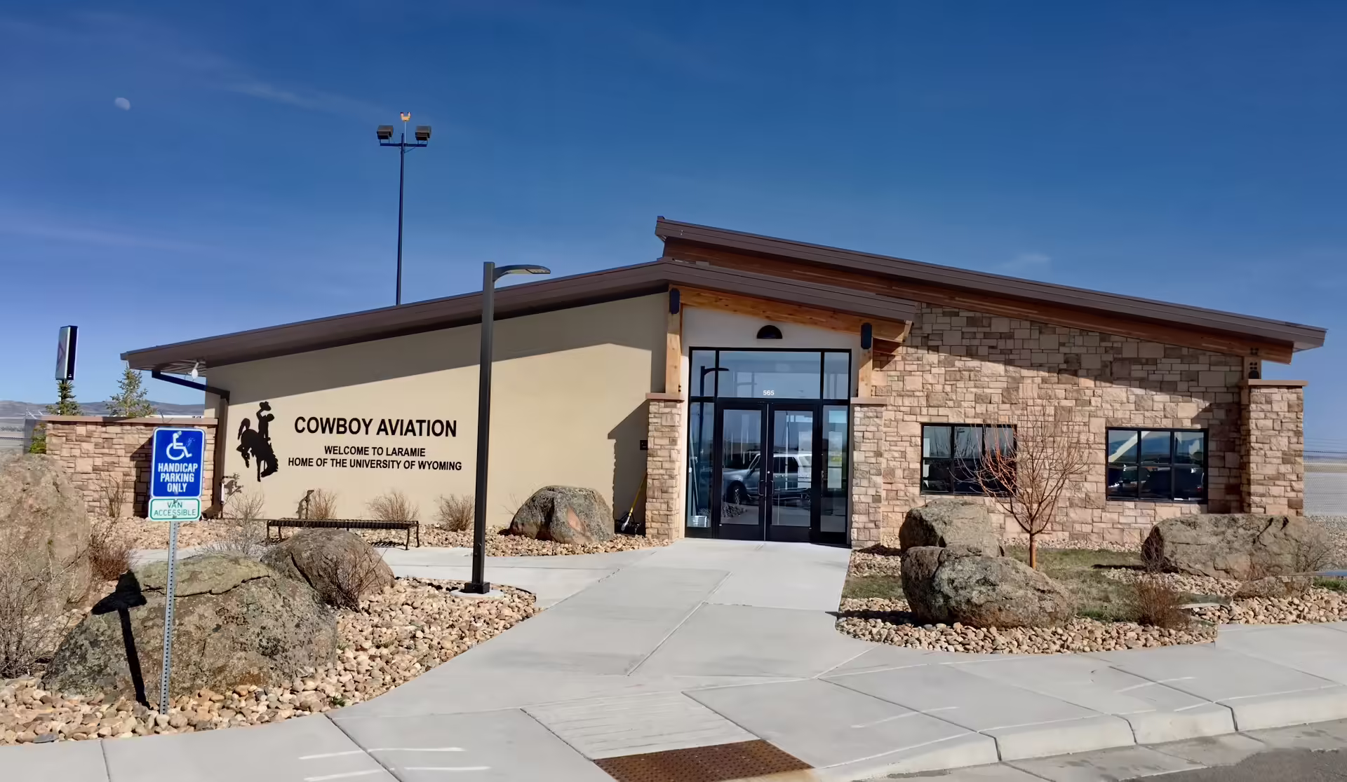 Laramie Regional Airport (LAR)