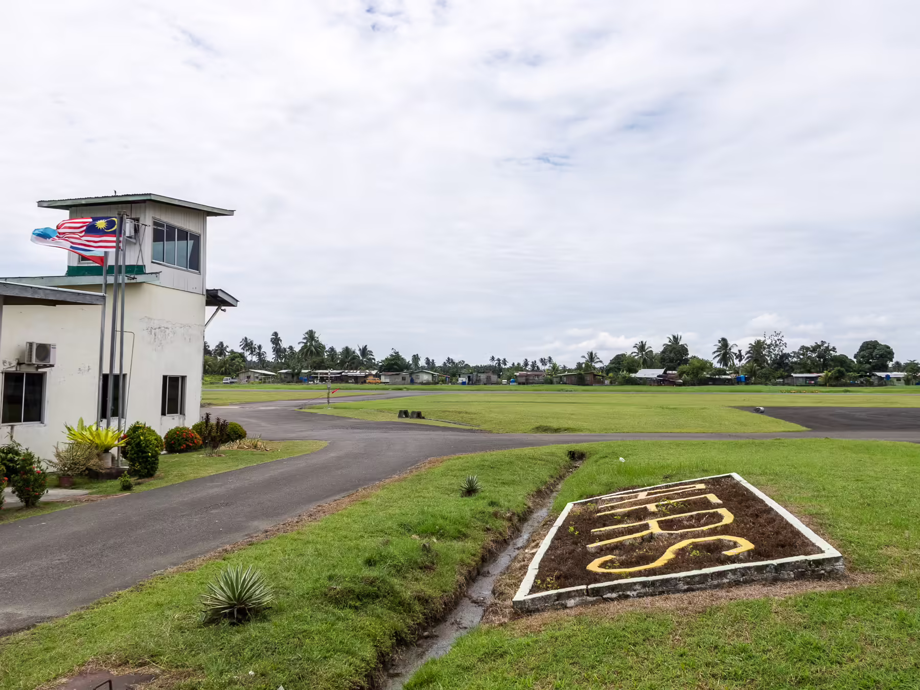 Lahad Datu Airport (LDU)