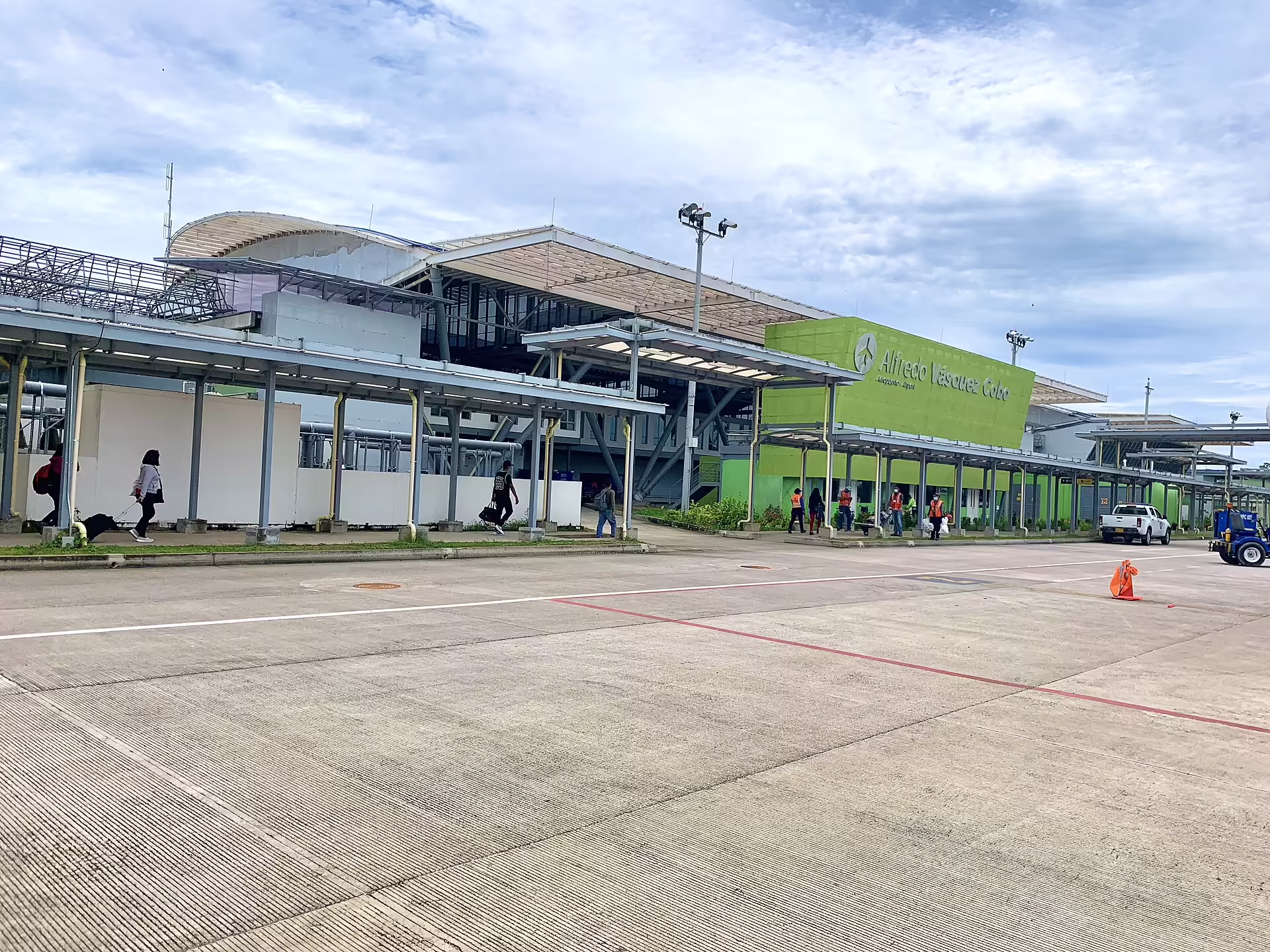 Alfredo Vásquez Cobo International Airport (LET)