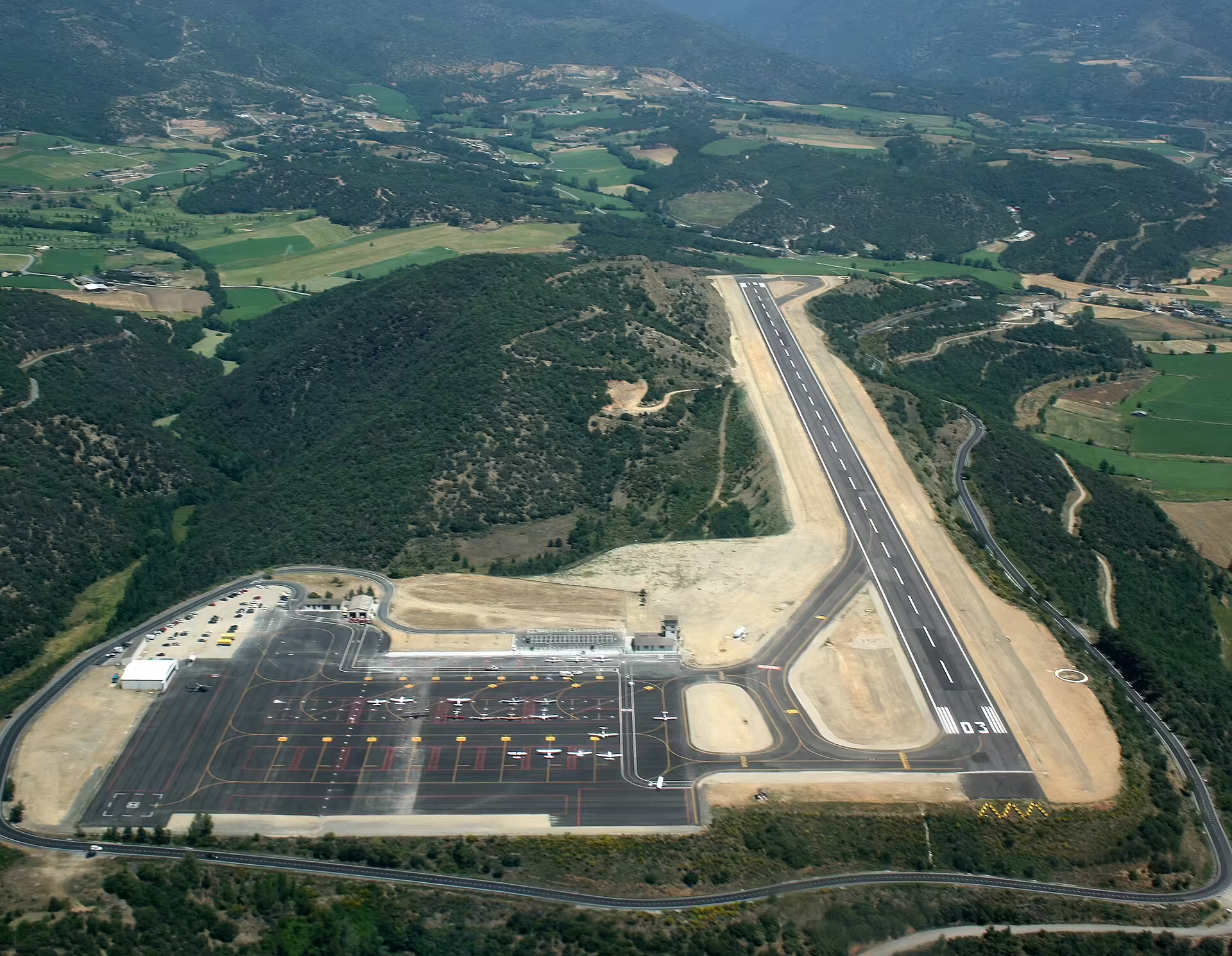 Pirineus - la Seu d'Urgel Airport (LEU)