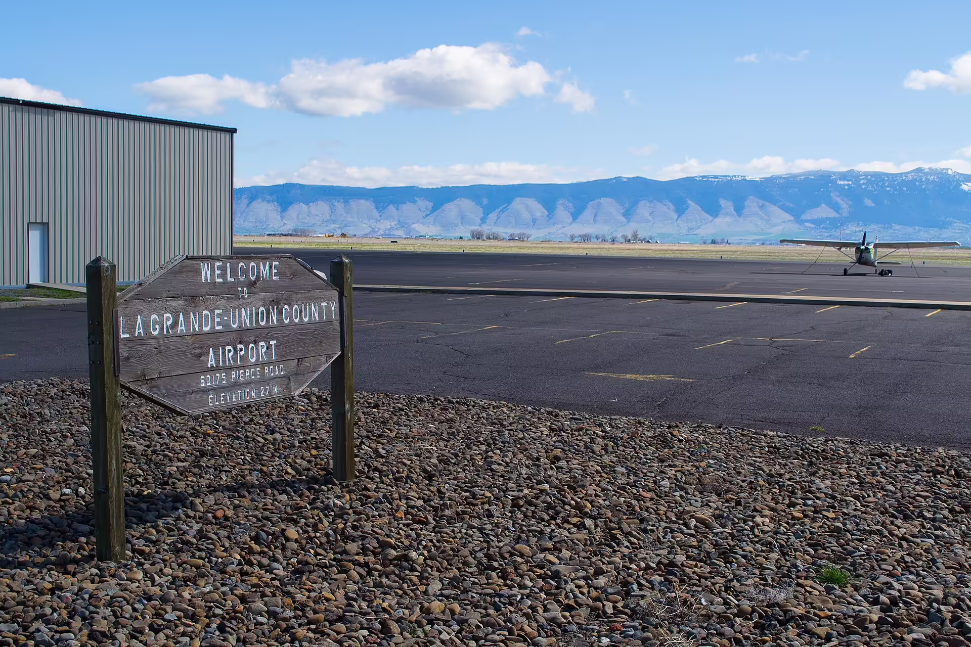 La Grande/Union County Airport (LGD)
