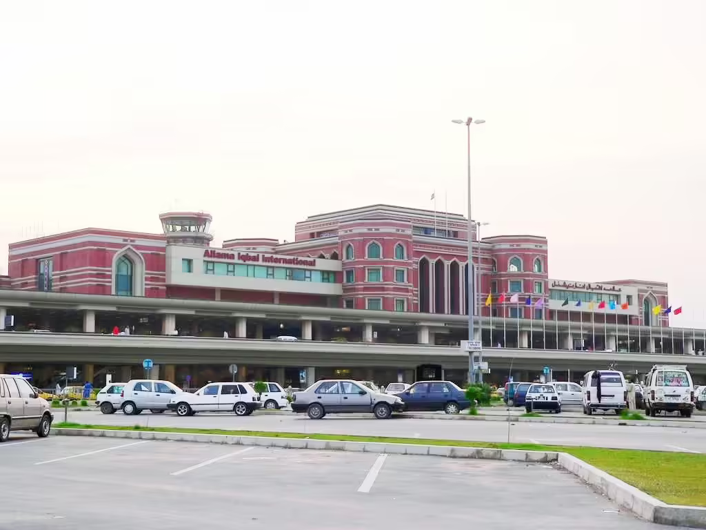 Allama Iqbal International Airport (LHE)