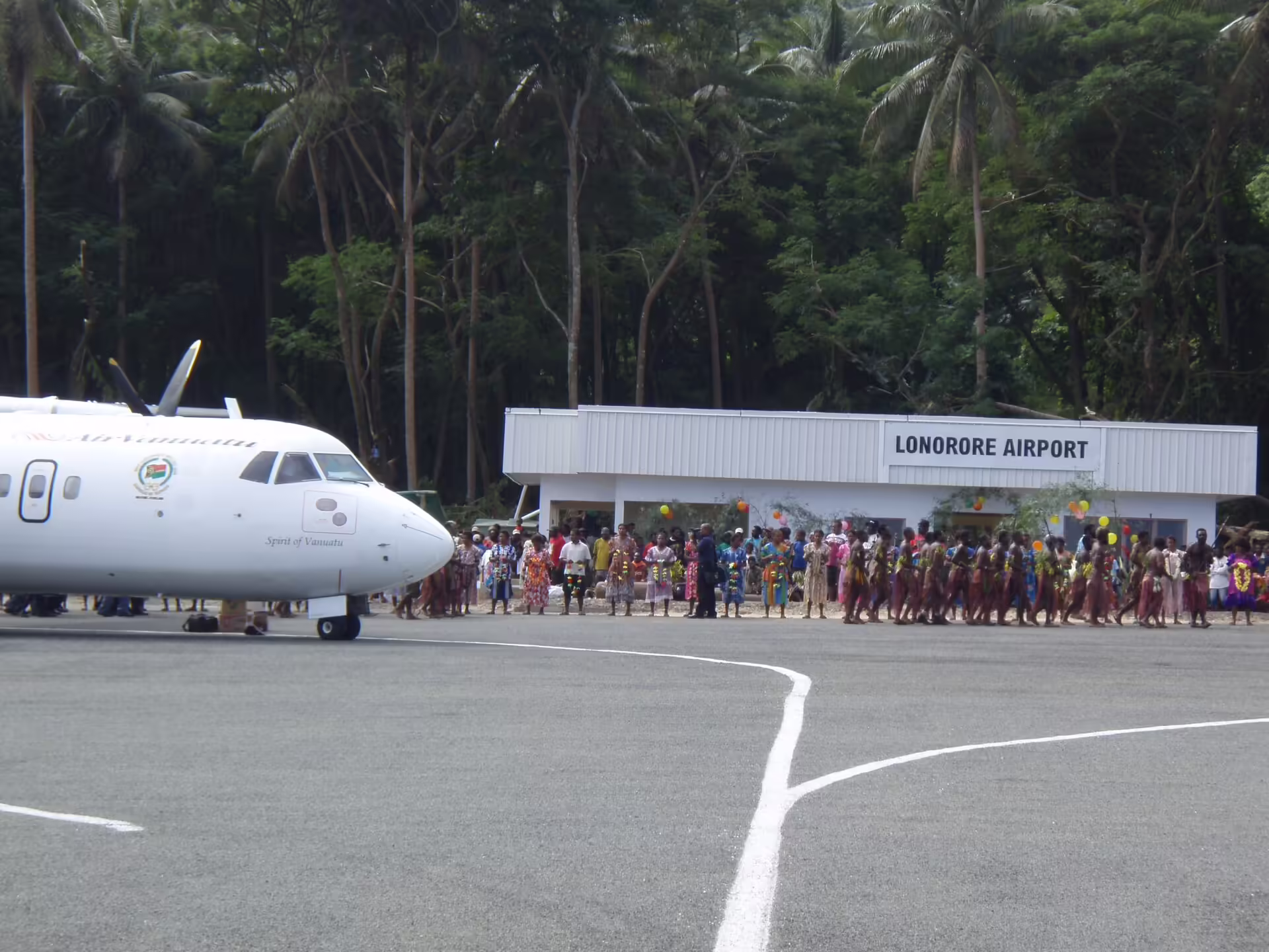 Lonorore Airport (LNE)
