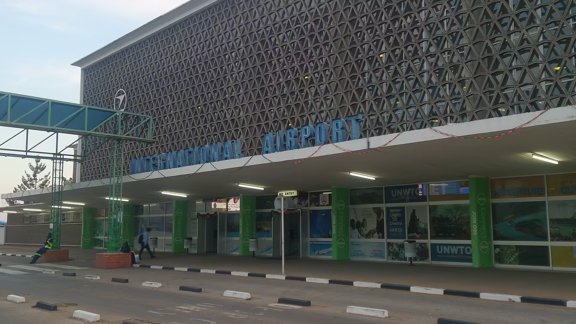 Kenneth Kaunda International Airport (LUN)