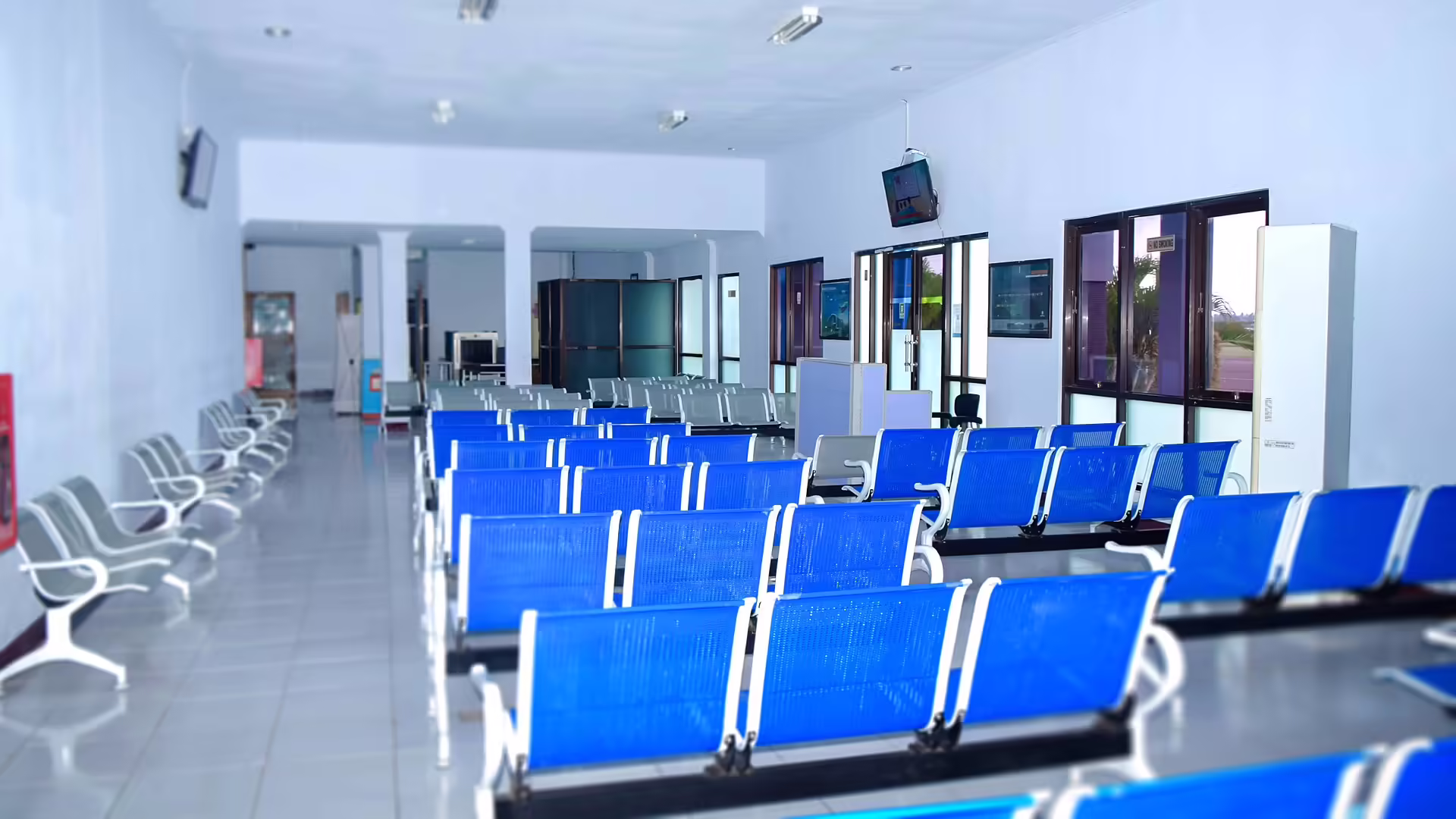 Wonopito Airport (LWE)
