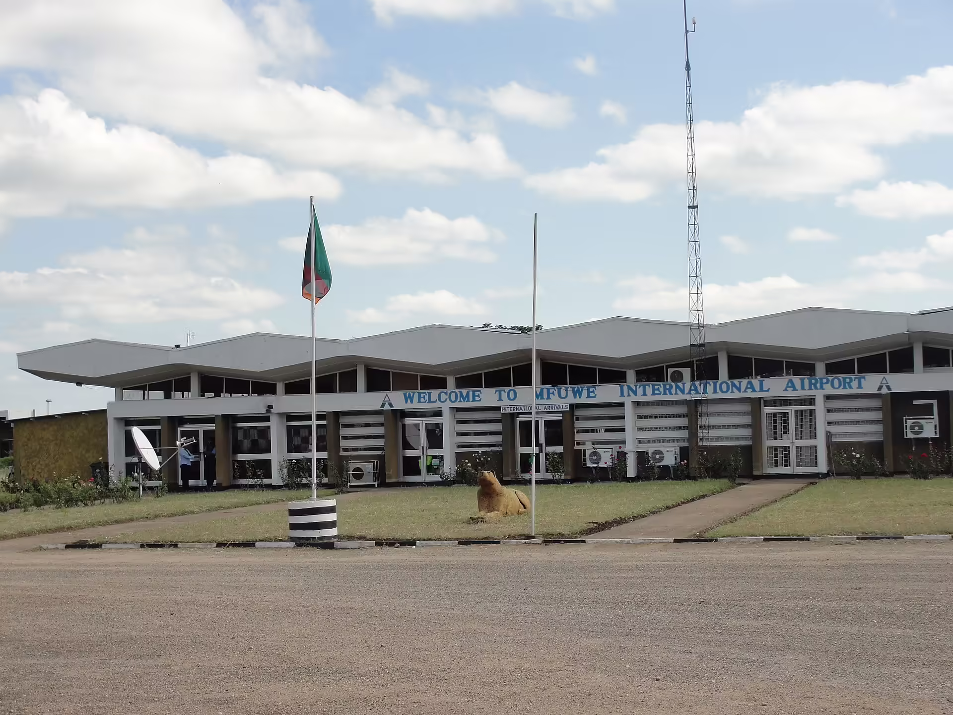 Mfuwe International Airport (MFU)