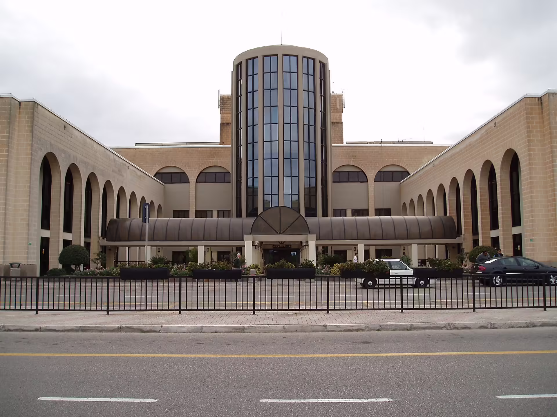 Malta International Airport (MLA)