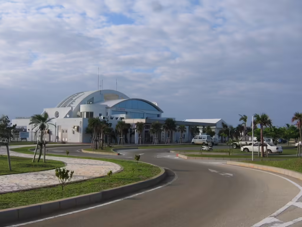 Minamidaito Airport (MMD)