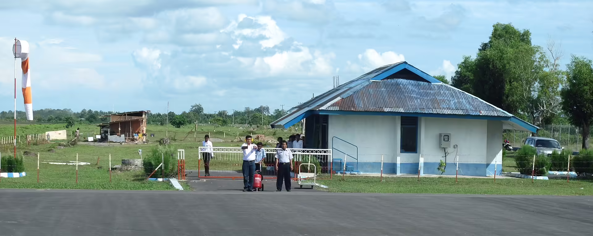 Muko Muko Airport (MPC)