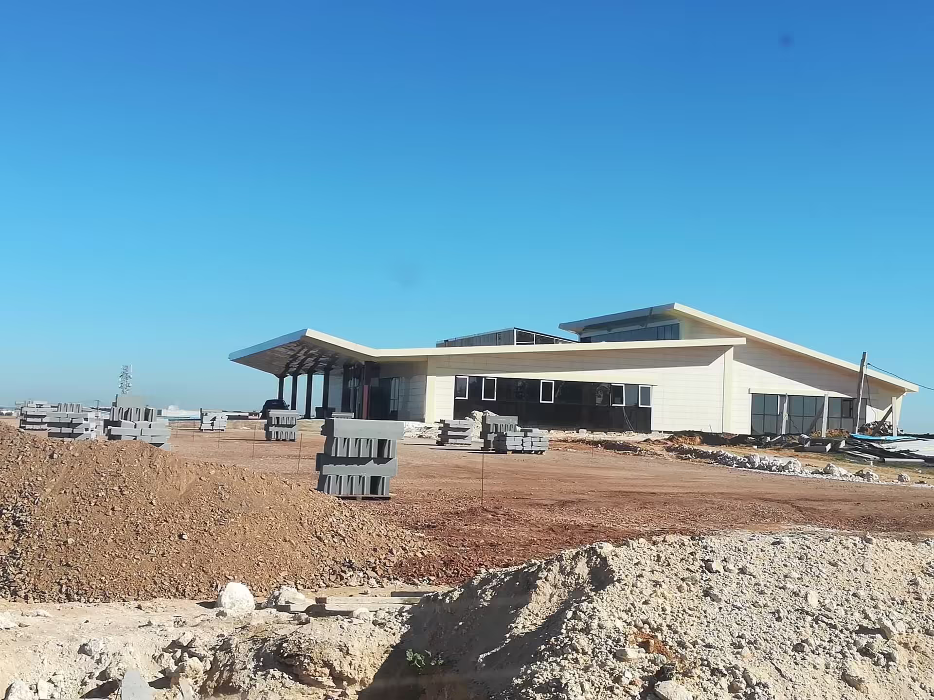 Mostaganem Airport (MQV)