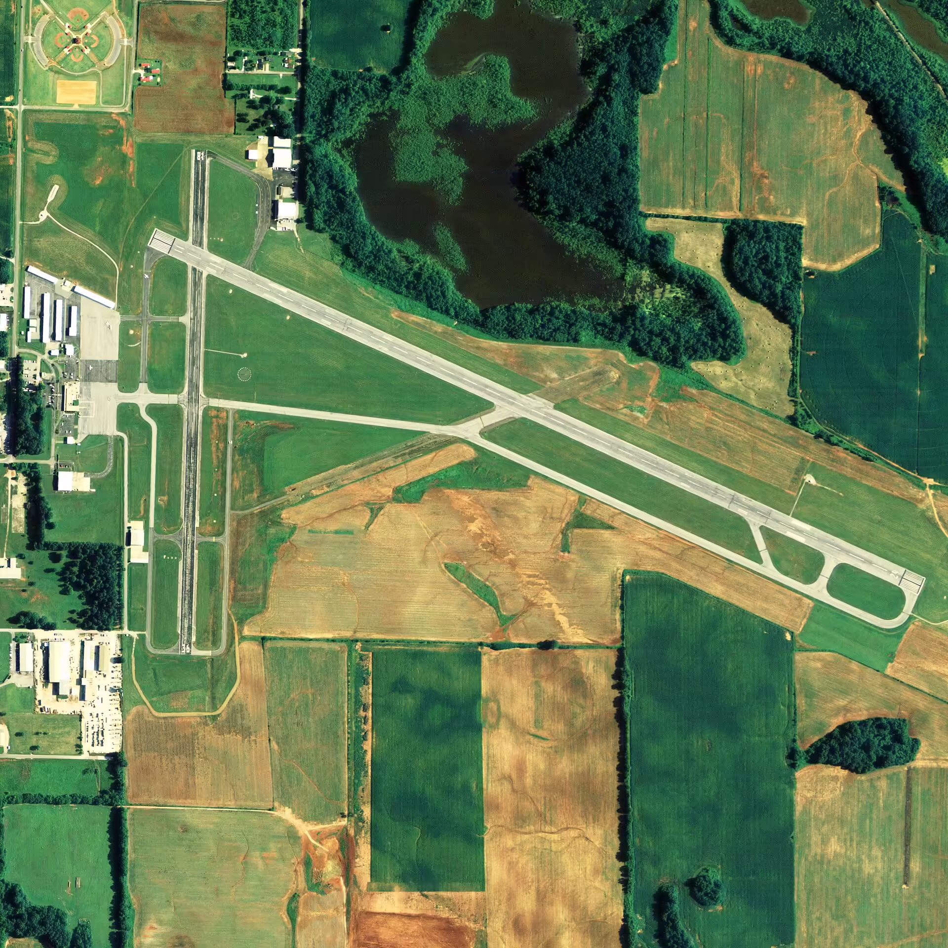 Northwest Alabama Regional Airport (MSL)