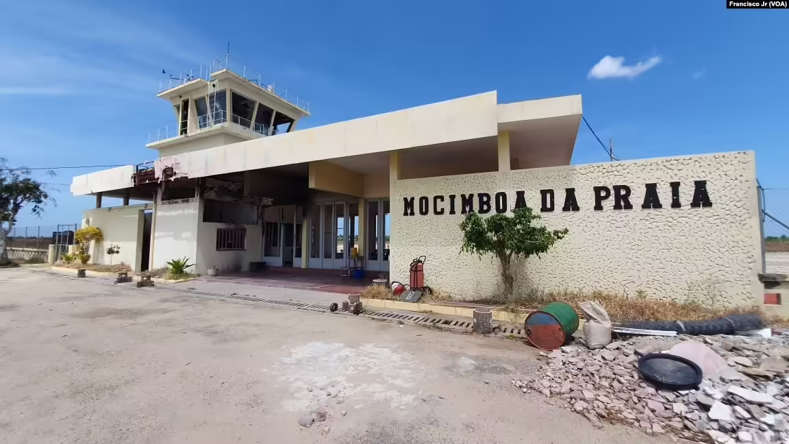 Mocímboa da Praia Airport (MZB)