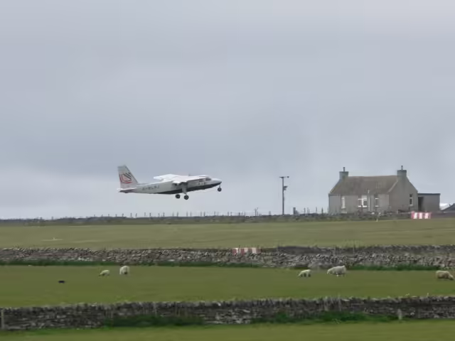 Sanday Airport (NDY)