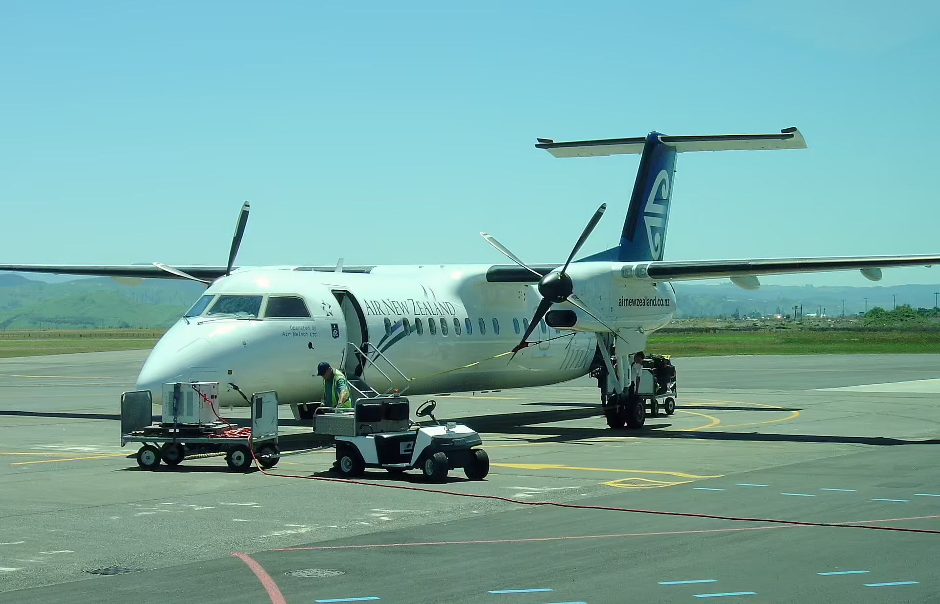 Hawke's Bay Airport (NPE)