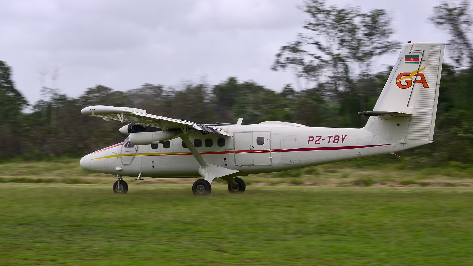 Vincent Fayks Airport (OEM)