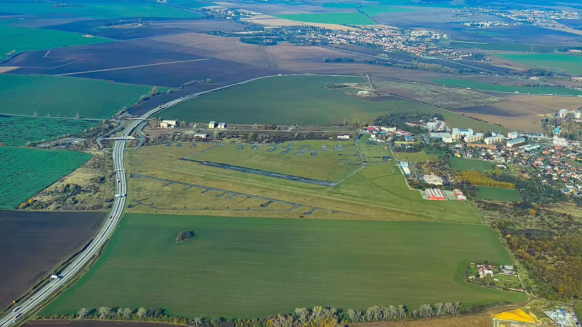 Olomouc Airport (OLO)