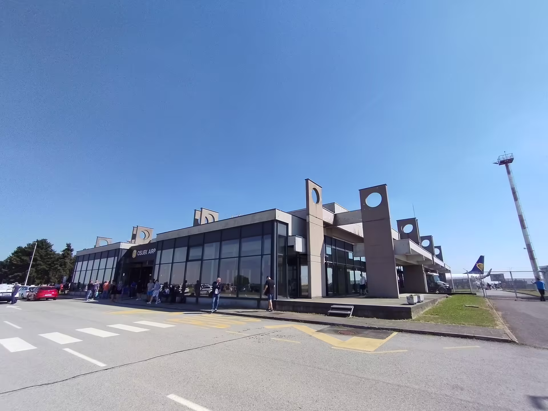 Osijek Airport (OSI)
