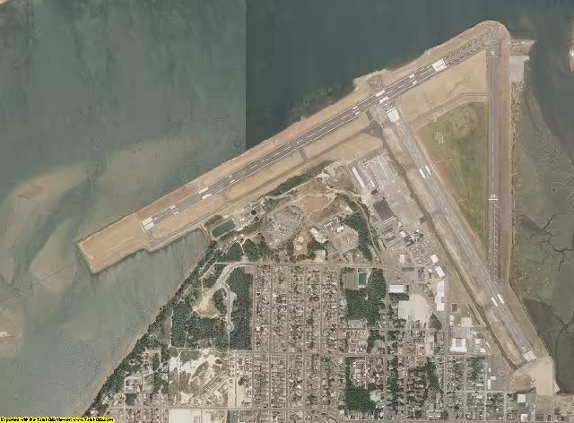 Southwest Oregon Regional Airport (OTH)