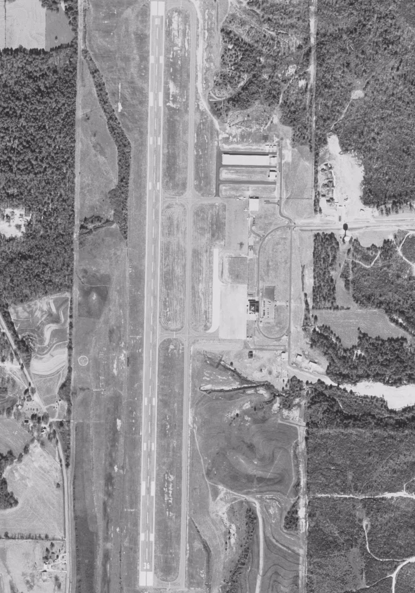 Hattiesburg Laurel Regional Airport (PIB)