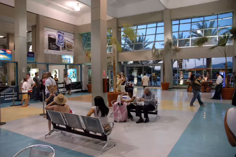 Del Caribe Santiago Mariño International Airport (PMV)