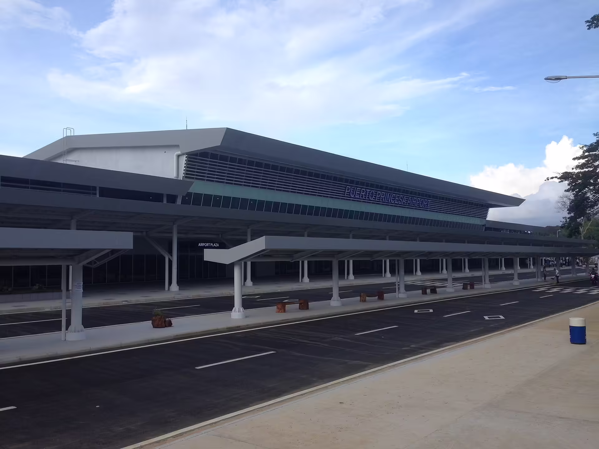 Puerto Princesa International Airport / PAF Antonio Bautista Air Base (PPS)